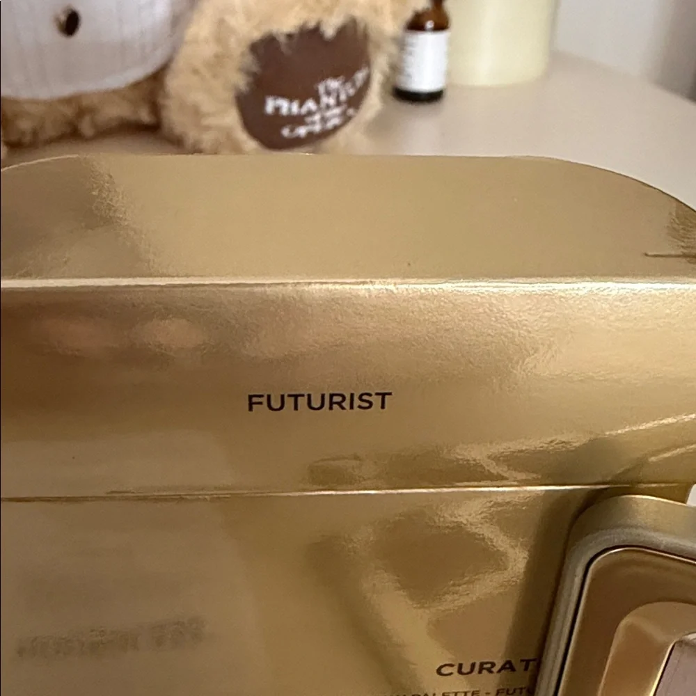 Hourglass Curator Eyeshadow Palette - Gold and Brown Futurist Palette